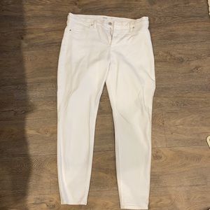 Size 33 White Hudson Skinny Jeans